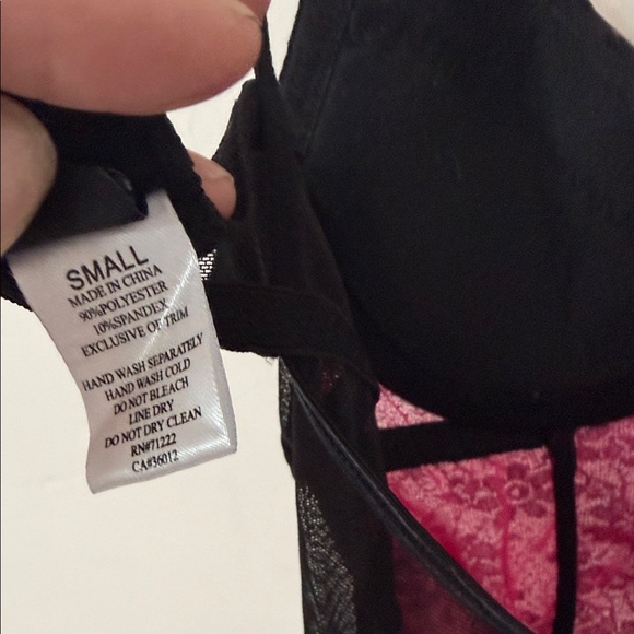 Women's Lace Cami with Bow Detail - Black & Deep Magenta 2012 - Picture 4 of 4